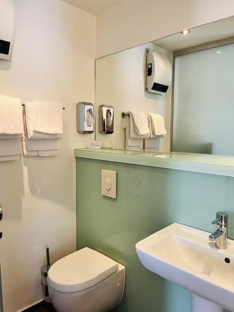 Maris Hotel シュタインフーデ エクステリア 写真
